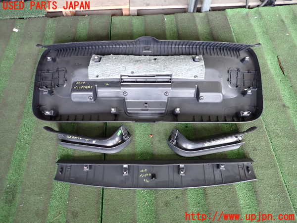 2UPJ-9234191578]VW ゴルフ(AUCJZ)バックドア内張り 中古_4