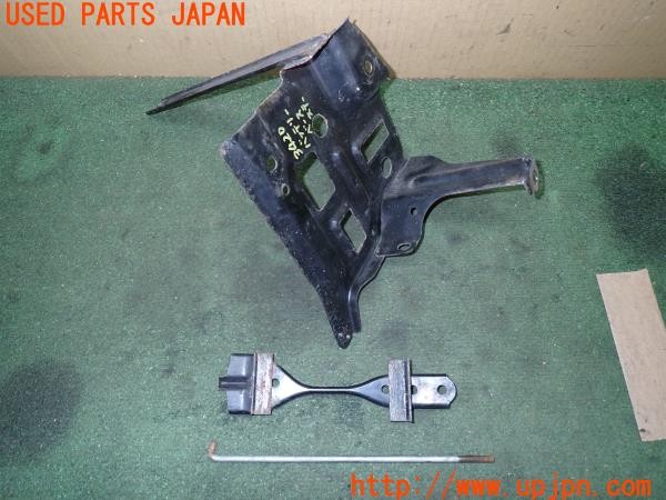 3UPJ=9234200001]MR-S VM180 TRD(ZZW30(改))純正 バッテリーホルダー ベース ステー 中古_2