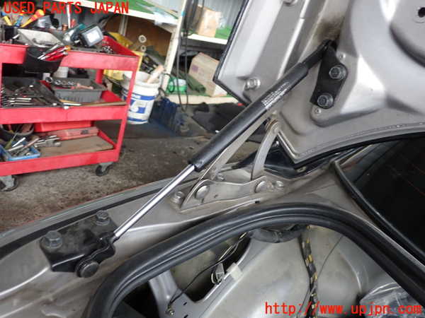 2UPJ-9234211506]アルシオーネ SVX(CXD)トランクダンパー 中古_2