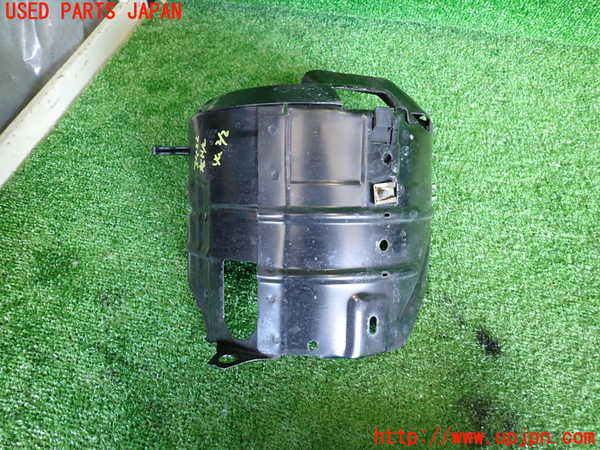 2UPJ-9234221140]VW ニュービートル(9CAWU)右ヘッドライトリム 中古_4