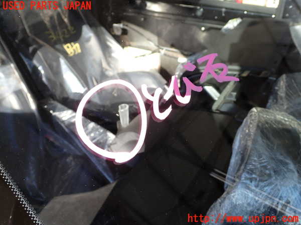 2UPJ-9234221195]VW ニュービートル(9CAWU)フロントガラス (43R-004527) 中古_4