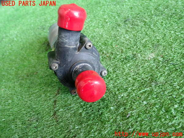 2UPJ-9234222110]VW ニュービートル(9CAWU)ウォーターポンプ 中古_4