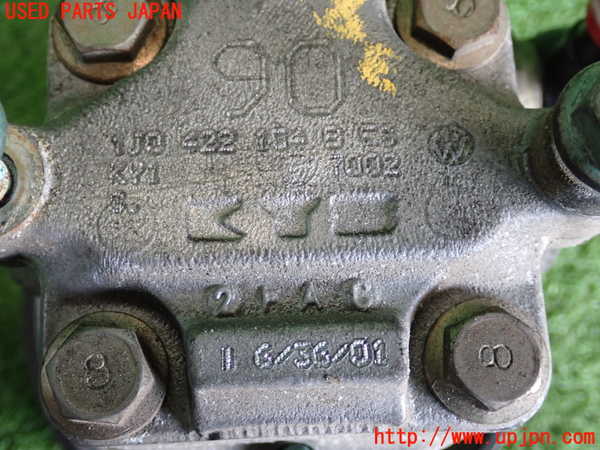 2UPJ-9234224250]VW ニュービートル(9CAWU)パワステポンプ 中古_3