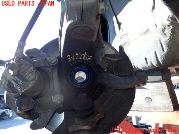 2UPJ-9234224290]VW ニュービートル(9CAWU)右フロントナックルハブ 中古_2