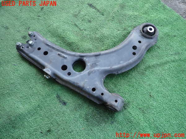 2UPJ-9234225186]VW ニュービートル(9CAWU)左フロントロアアーム1 中古_2