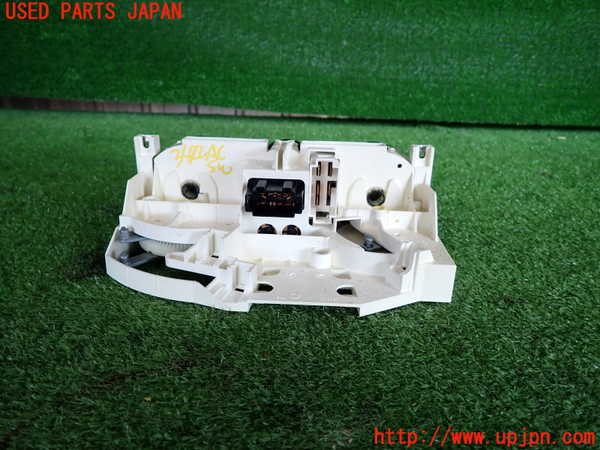 2UPJ-9234226066]VW ニュービートル(9CAWU)エアコンスイッチ1 中古_3