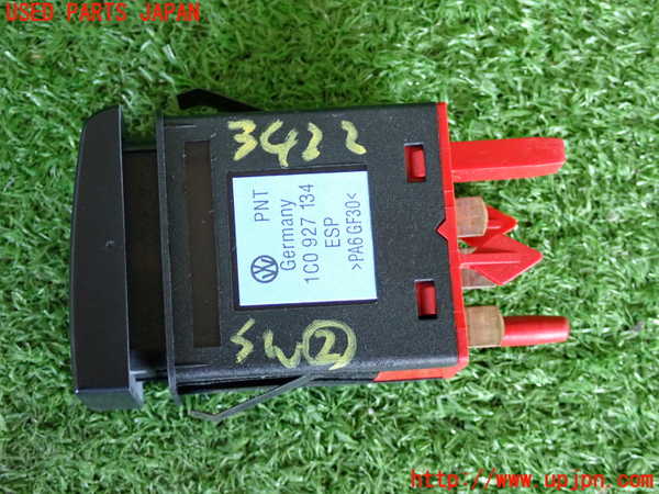 2UPJ-9234226307]VW ニュービートル(9CAWU)スイッチ2 (ESP) 中古_2