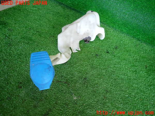 2UPJ-9234226791]VW ニュービートル(9CAWU)ウォッシャータンク1 中古_3