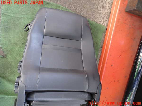 2UPJ-9234227065]VW ニュービートル(9CAWU)助手席シート 中古_4