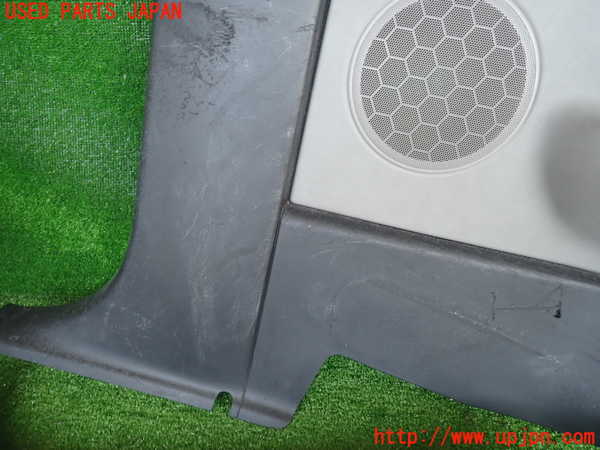 2UPJ-9234227675]VW ニュービートル(9CAWU)右リアピラートリム 中古_3