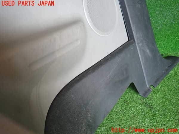 2UPJ-9234227680]VW ニュービートル(9CAWU)左リアピラートリム 中古_5