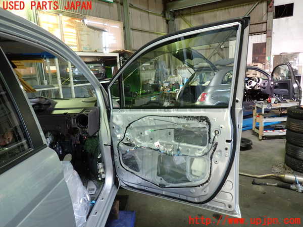 1UPJ-9234231230]ポルテ(NSP141)右前ドア 中古 AGC M2H3K 43R-00033_5