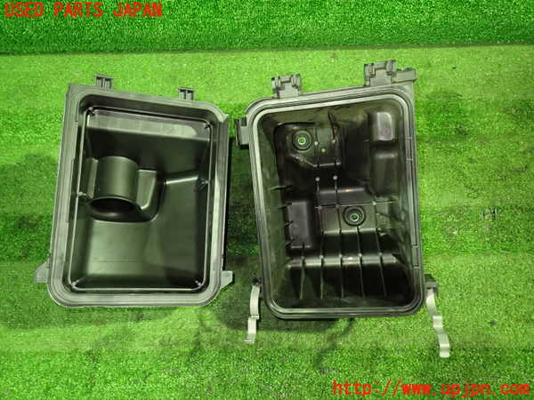 1UPJ-9234232560]ポルテ(NSP141)エアクリーナーボックス 中古_3