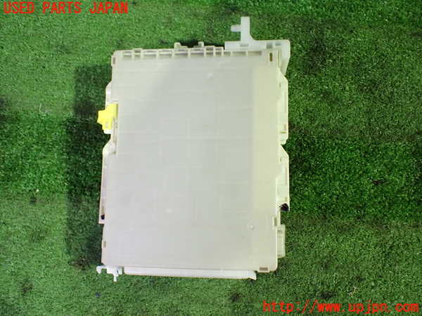 1UPJ-9234236741]ポルテ(NSP141)ヒューズボックス1 中古_2