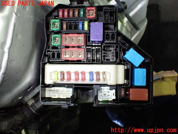 1UPJ-9234236743]ポルテ(NSP141)ヒューズボックス3 中古_2