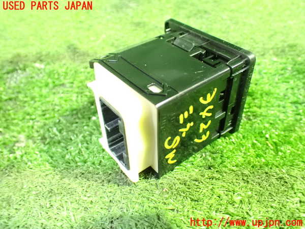 1UPJ-9234236280]ポルテ(NSP141)ミラースイッチ 中古_2