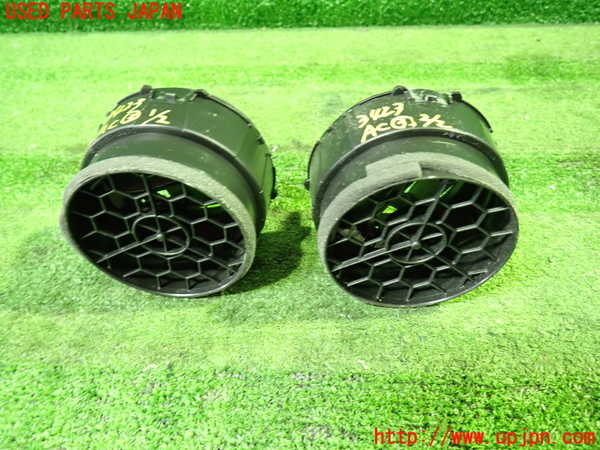 1UPJ-9234237528]ポルテ(NSP141)エアコン吹き出し口3 中古_2