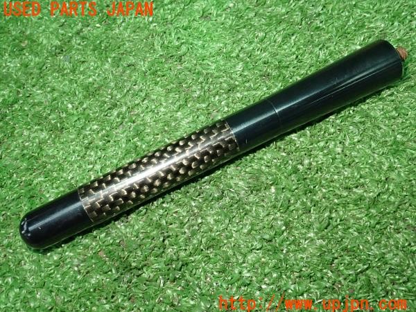 3UPJ=9234240003]フィアット 500(31209)純正 カーボン柄 アンテナ 中古_2