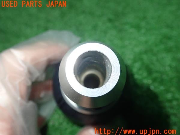 3UPJ=9234240614]フィアット 500(31209)純正 レザー シフトノブ 中古_4