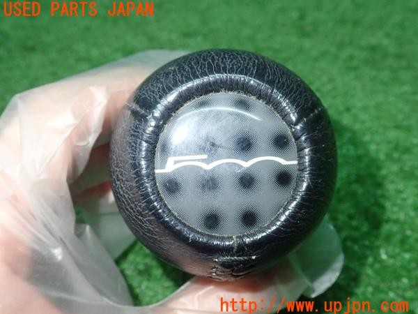 3UPJ=9234240614]フィアット 500(31209)純正 レザー シフトノブ 中古_5