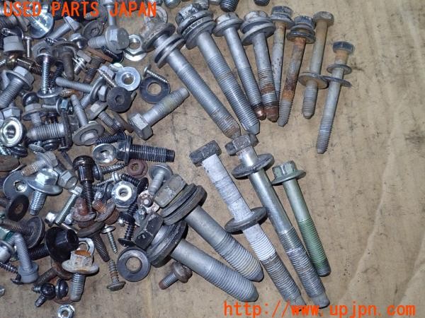 3UPJ=9234240720]フィアット 500(31209)ネジ・ナット・ステー類 セット ジャンク_3