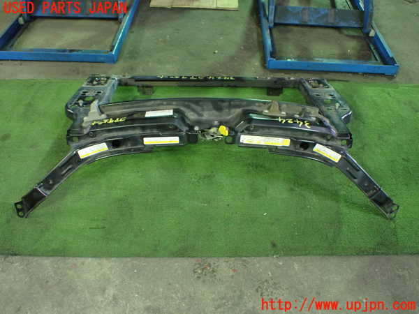 5UPJ-9234241041]フィアット・500(31209)コアサポート 中古_3