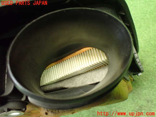 5UPJ-9234242560]フィアット・500(31209)エアクリーナーボックス 中古_3