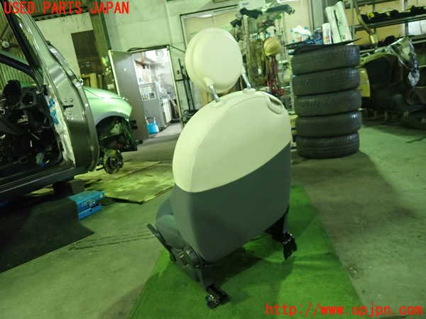 5UPJ-9234247035]フィアット・500(31209)運転席シート 中古_4