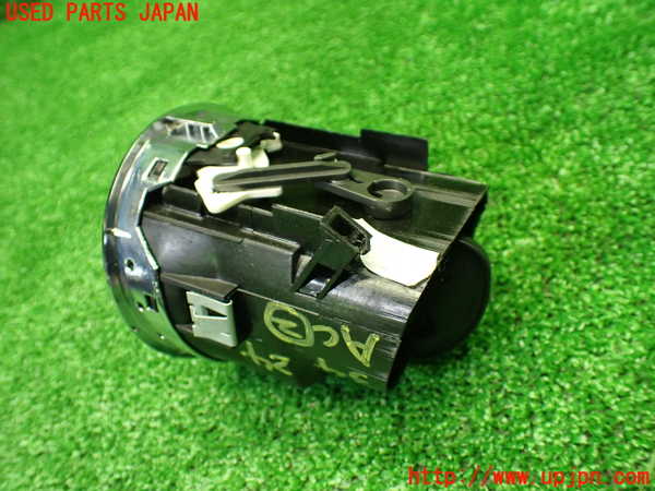 5UPJ-9234247527]フィアット・500(31209)エアコン吹き出し口2 中古_3