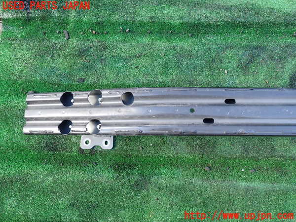 1UPJ-9234251014]セレナ(GFC27)フロントバンパーホースメント 中古_3