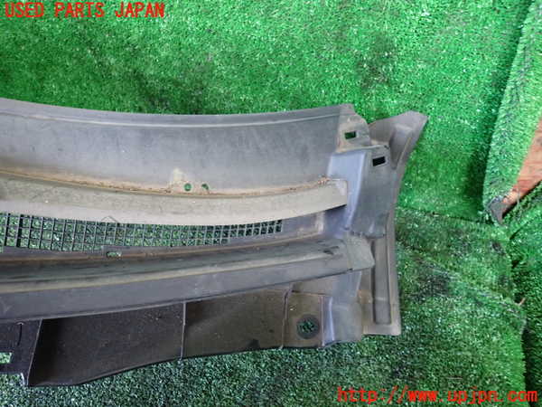 1UPJ-9234251190]セレナ(GFC27)カウルトップ 中古_3