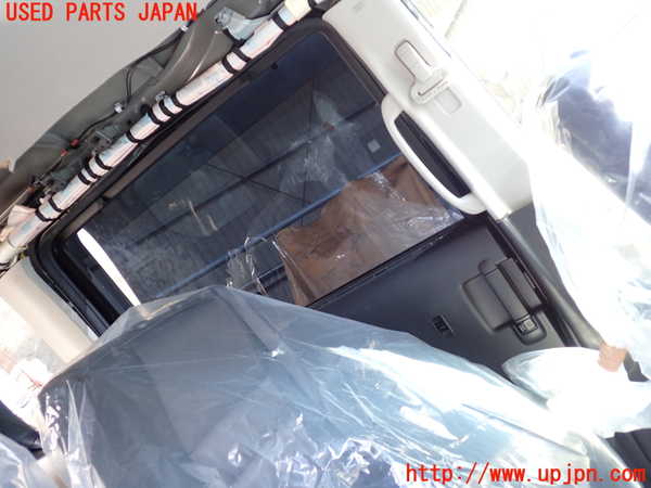 1UPJ-9234251320]セレナ(GFC27)左後ドア 中古_4