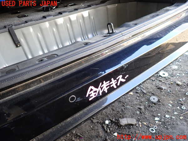 1UPJ-9234251610]セレナ(GFC27)リアバンパー 中古_2