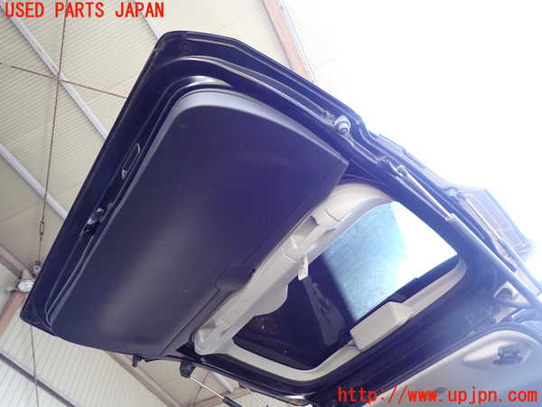 1UPJ-9234251566]セレナ(GFC27)バックドア リアゲート ハッチ 中古_3