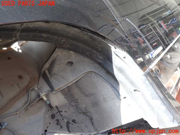 1UPJ-9234251092]セレナ(GFC27)左前フェンダーライナー 中古_2