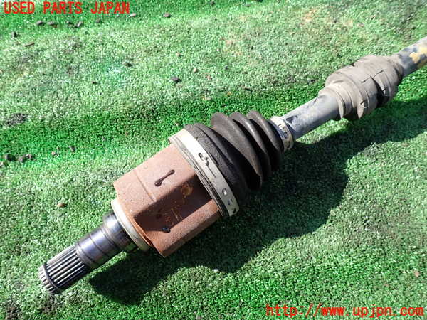 1UPJ-9234254015]セレナ(GFC27)左フロントドライブシャフト 中古_3