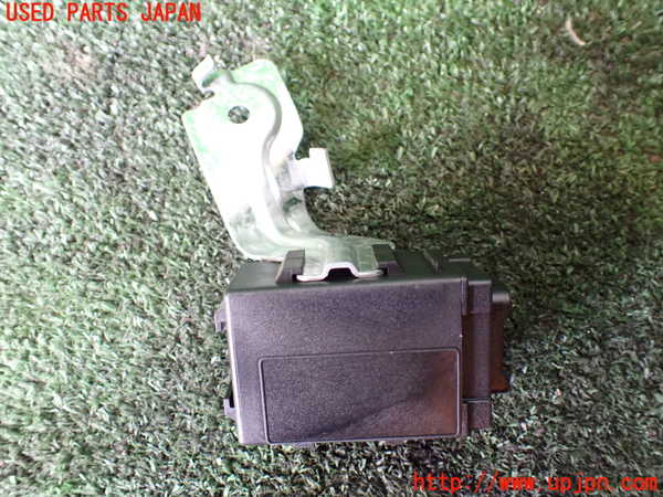 1UPJ-9234256146]セレナ(GFC27)コンピューター1 中古_3