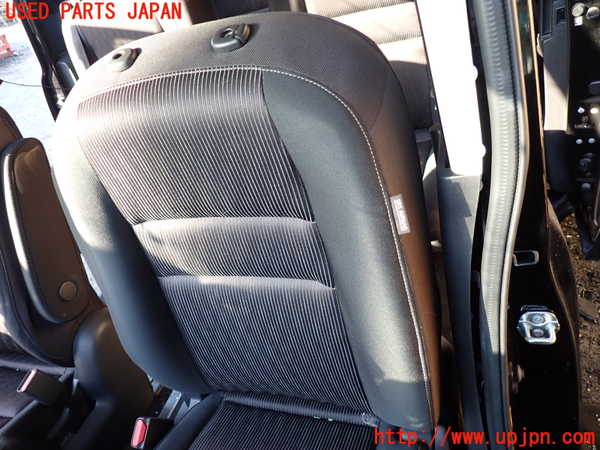 1UPJ-9234257065]セレナ(GFC27)助手席シート 中古_2