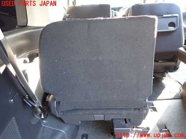 1UPJ-9234257265]セレナ(GFC27)左3列目シート 中古_4