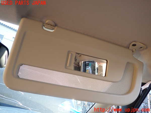 1UPJ-9234257625]セレナ(GFC27)室内サンバイザー右側 中古_3