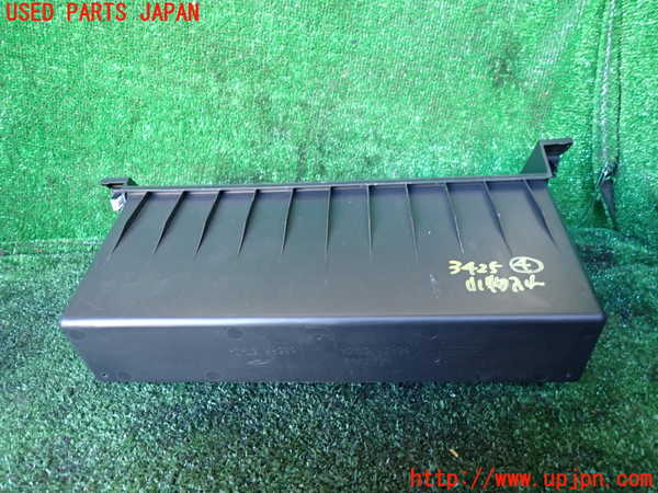 1UPJ-9234257844]セレナ(GFC27)小物入れ4 中古_2