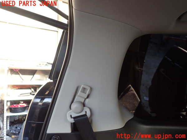 1UPJ-9234257680]セレナ(GFC27)左リアピラートリム 中古_3