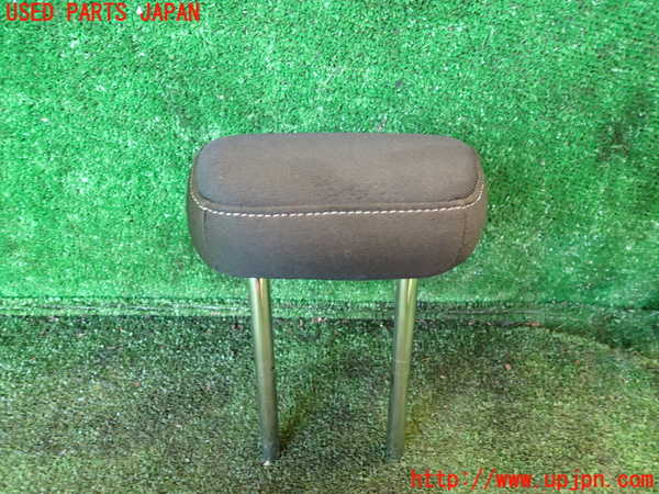 1UPJ-9234257130]セレナ(GFC27)真中2列目ヘッドレスト 中古_2