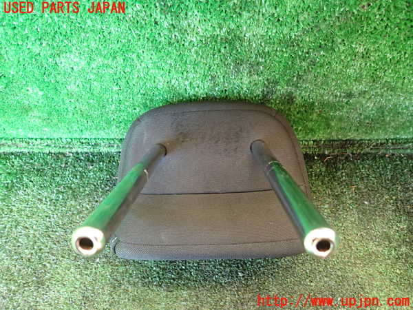 1UPJ-9234257130]セレナ(GFC27)真中2列目ヘッドレスト 中古_3