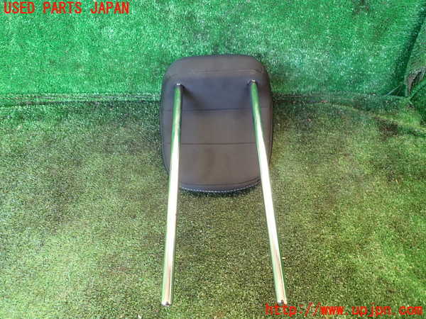 1UPJ-9234257240]セレナ(GFC27)右3列目ヘッドレスト 中古_3