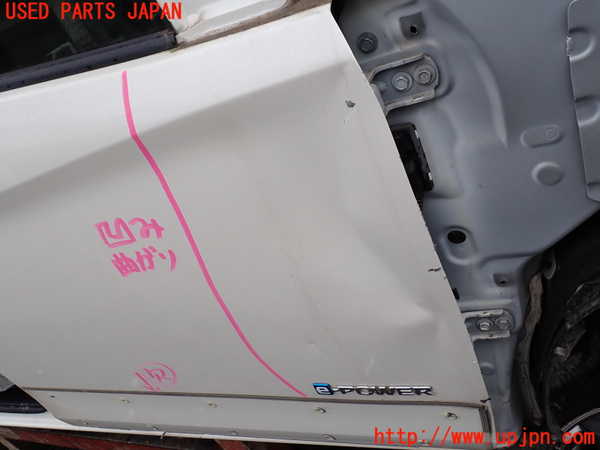 1UPJ-9234261230]セレナ e-POWER(HFC27)右前ドア 中古_2
