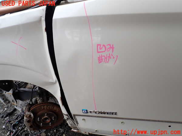 1UPJ-9234261260]セレナ e-POWER(HFC27)左前ドア 中古_2