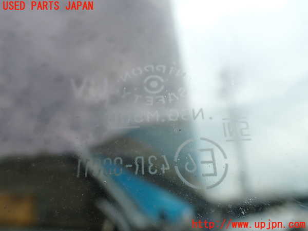 1UPJ-9234261200]セレナ e-POWER(HFC27)右フロント三角窓ガラス 中古_2