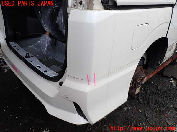 1UPJ-9234261610]セレナ e-POWER(HFC27)リアバンパー 中古_3