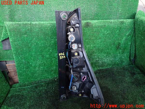 1UPJ-9234261536]セレナ e-POWER(HFC27)左テールランプ 中古_2
